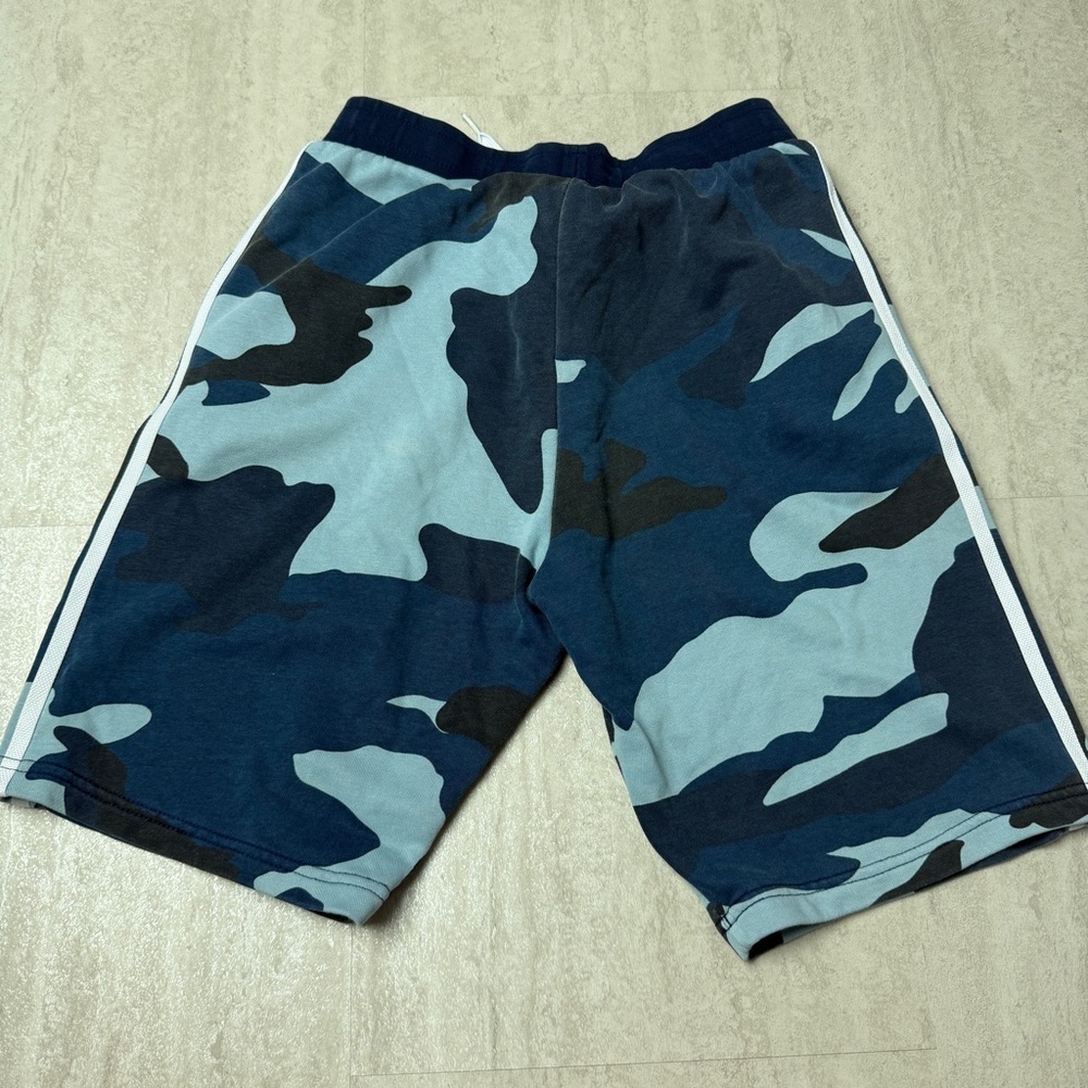 Adidas shorts Camo Shorts - Picture 8 of 9
